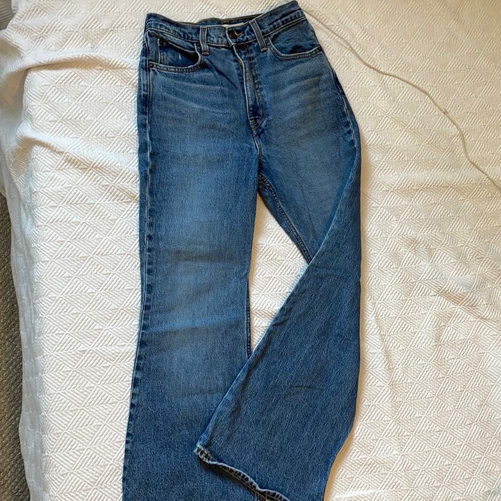 Levi’s original denim flare jeans, high rise, size 26